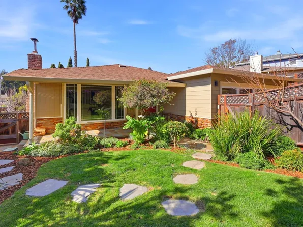 2404 Cipriani Blvd, Belmont, CA 94002