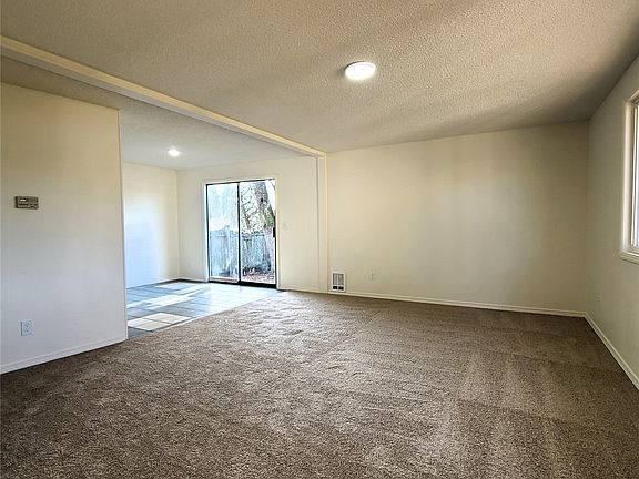 3rd image of 304 Noel Avenue