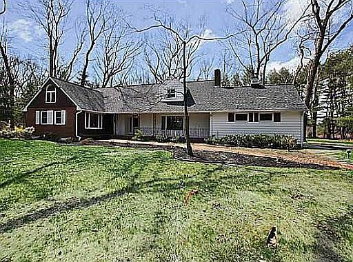 1st image of 17 Oakmont Ave