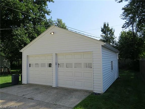 5th image of 7333 Presley Ave