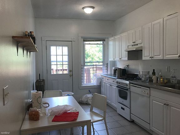 83 Brighton Ave. #3 Boston - Allston Shared Unit Photo 2