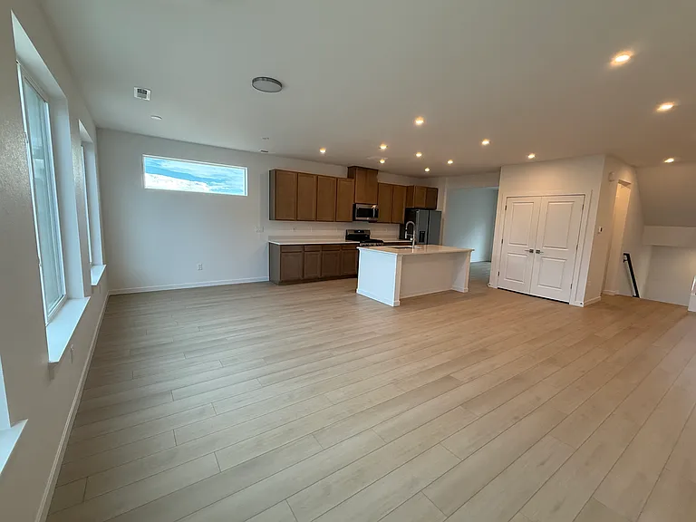 10748 Lewanee Point — Photo 9