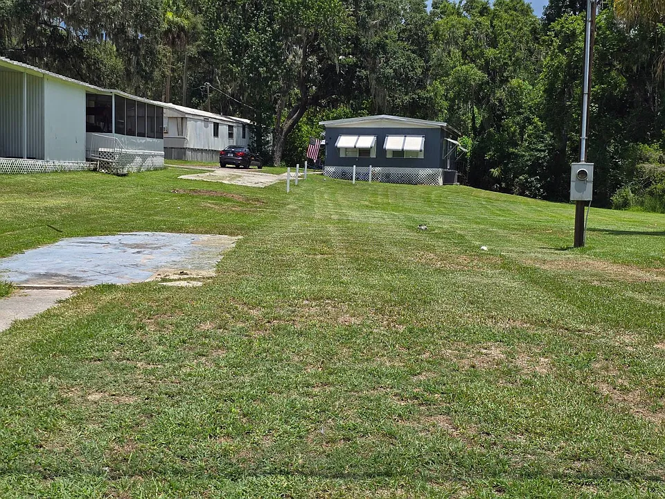 6812 Alafia Dr
