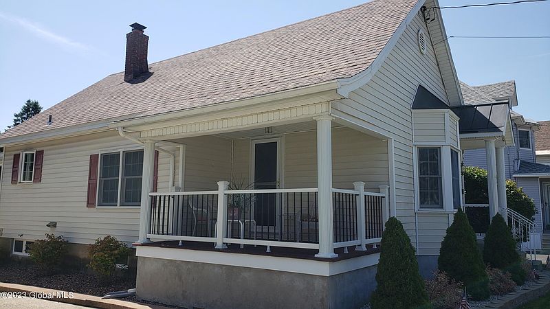 4th image of 9 Crescent Avenue