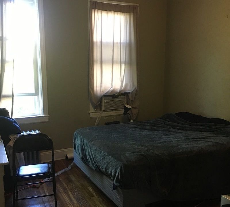 2nd image of 2241 42nd St