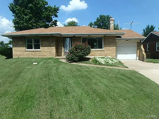 9401 Auburn Dr photo 1