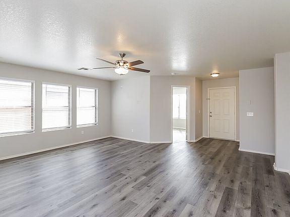 3rd image of 10442 E Arcadia Ave