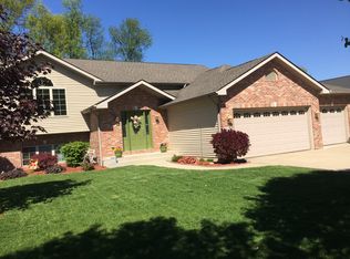 7176 Bracken Pkwy, Hobart, IN 46342