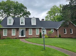 2015 Grandview St, Bowling Green, KY 42101