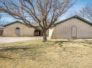411 Walnut Ave, Panhandle, TX 79068