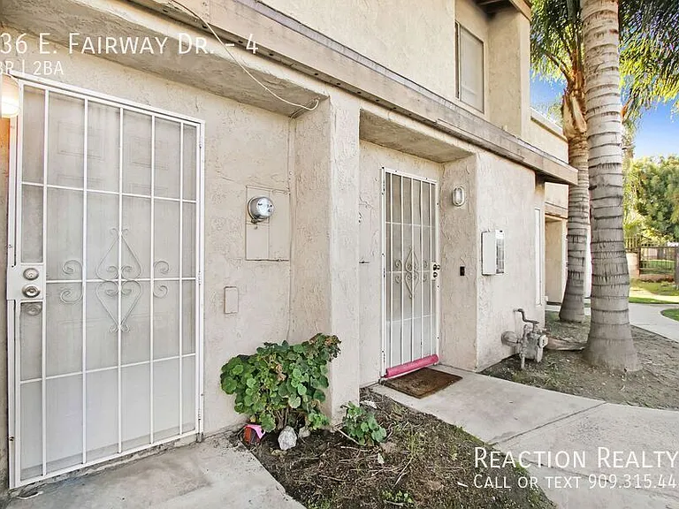 936 E Fairway Dr #4 — Photo 2