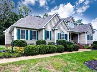 14019 Rockhaven Dr, Chester, VA 23836