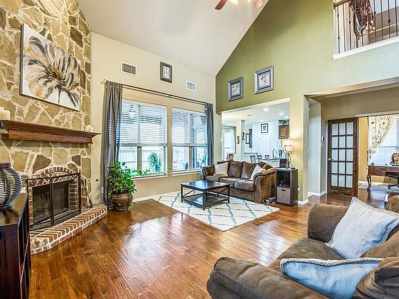 5th image of 3204 Serenity Dr