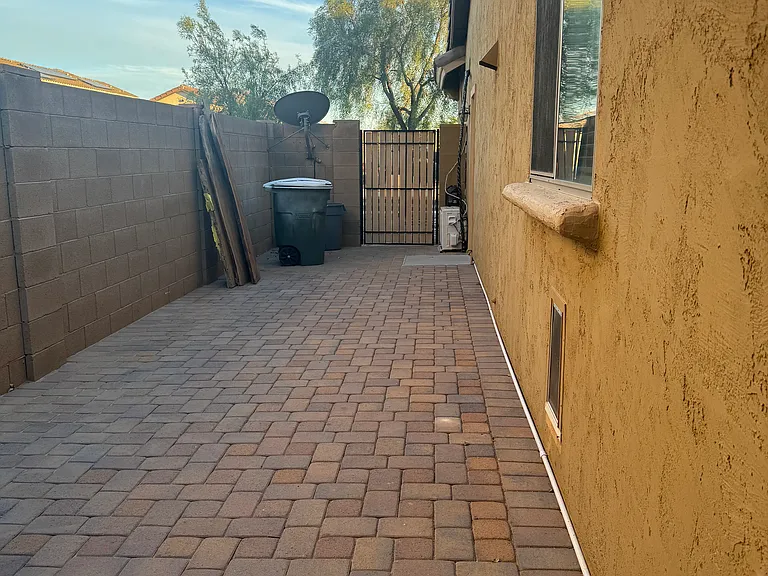 418 E White Wing Dr — Photo 12