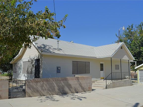 3rd image of 24882 3rd St
