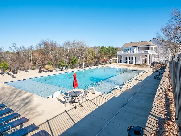 230 Town Center Dr #230 — Photo 38