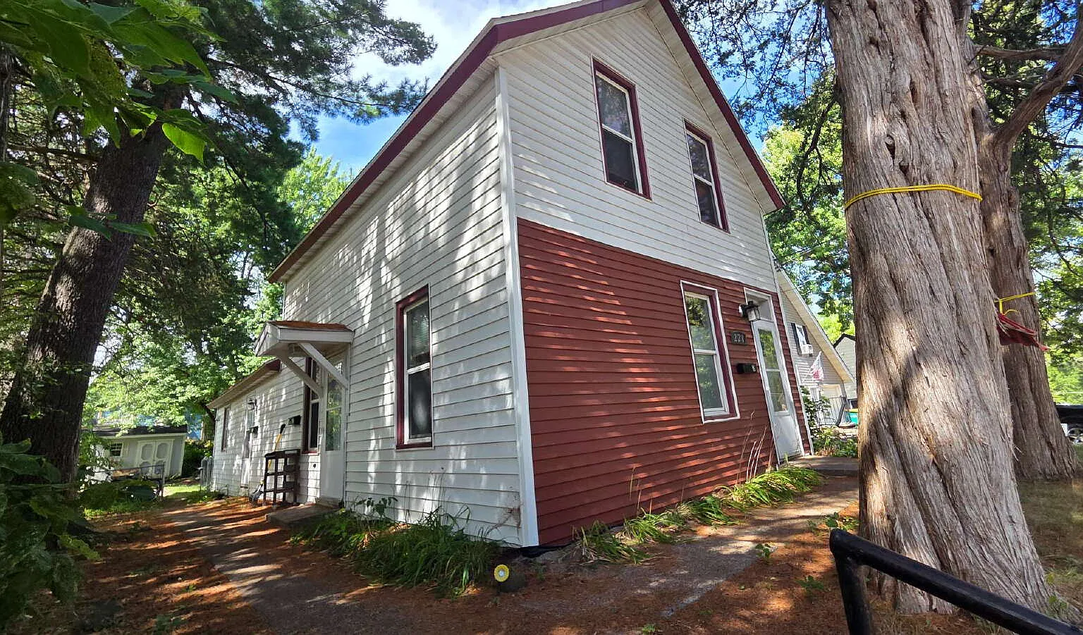 1 bed, 1.0 bath, 700 sqft, $999 — Photo 2