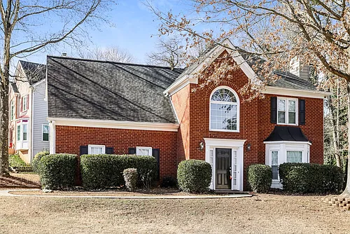 1504 Justin Dr Photo 1