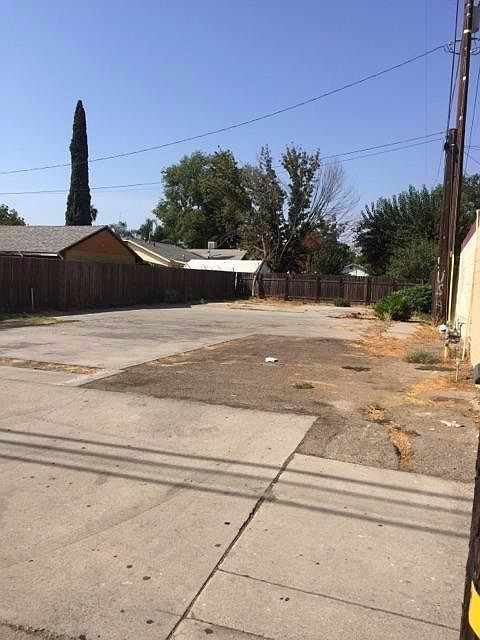 1st image of 1632 W Houston Ave