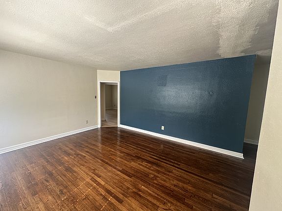 4th image of 4217 Chamberlayne Ave #1