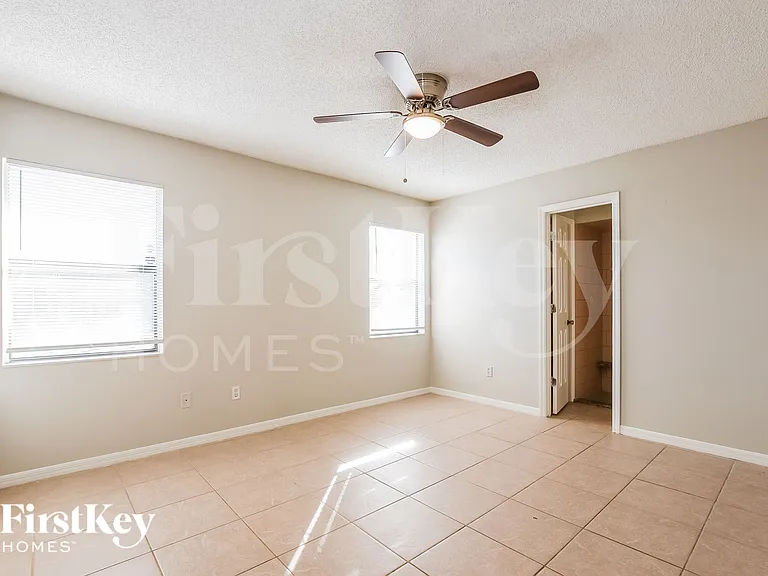 3208 Buckland St — Photo 7