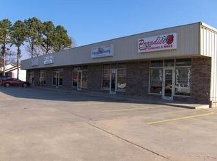 707 S Roland Rd, Roland, OK 74954