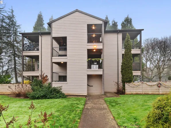 11649 SE Fuller Rd Unit 101, Portland, OR 97222