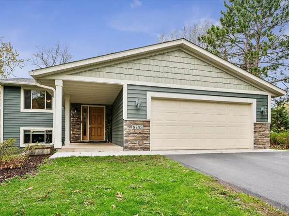 8785 27th St N, Lake Elmo, MN 55042