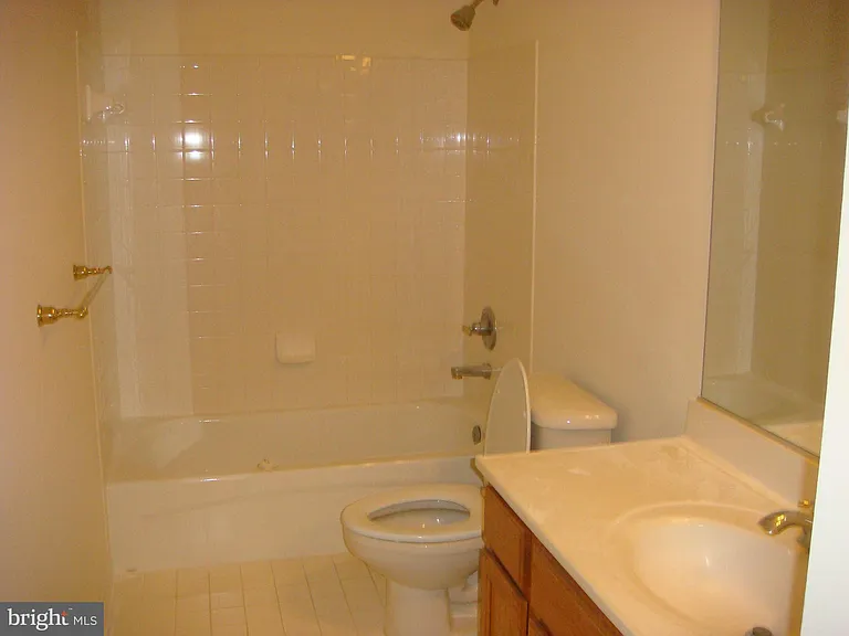 3858 Braveheart Dr — Photo 15