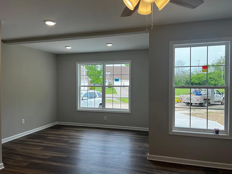 111 Judy Ct — Photo 2