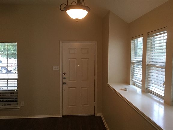 2nd image of 213 Hilltop Dr