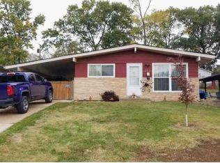 341 Saint Lawrence Dr, Ballwin, MO