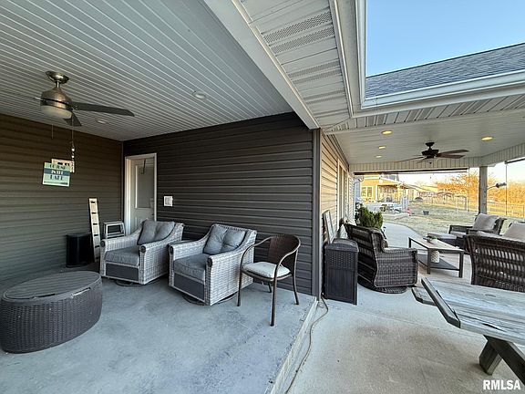 4th image of 75 Bedrock Rdg #B