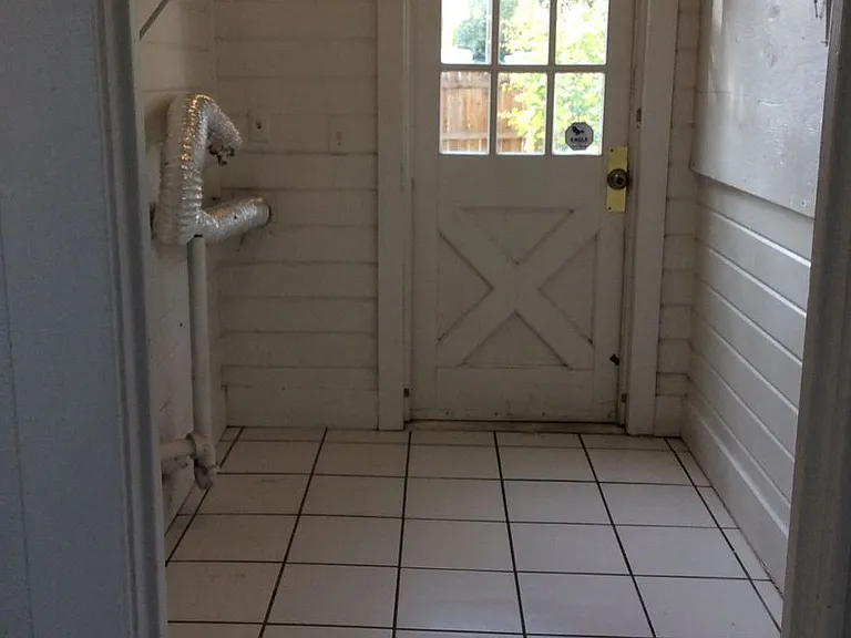1122 I St — Photo 2