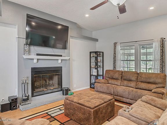 2nd image of 172 Bardin Estates Cir