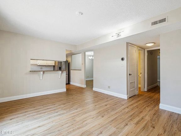2nd image of 7914 Gleason Dr APT 1035