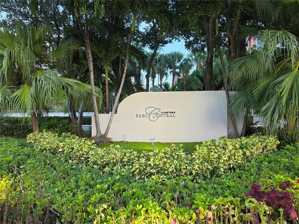 3300 NE 191st St, Aventura, FL