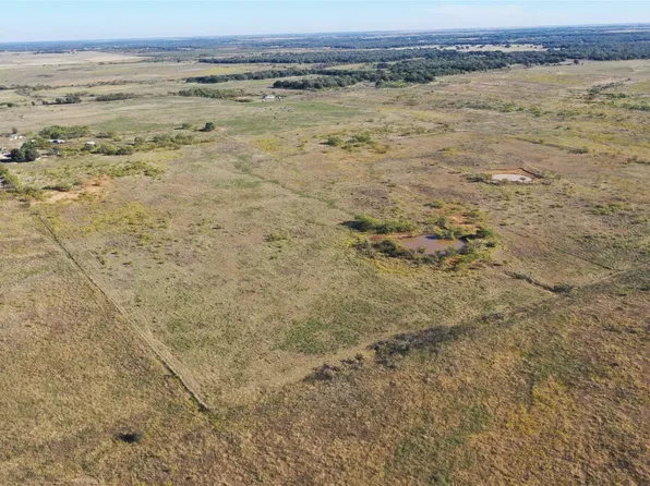 1305 Ambruss Jones Rd, Bellevue, TX 76228