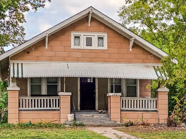 145 S 10th St, Salina, KS 67401