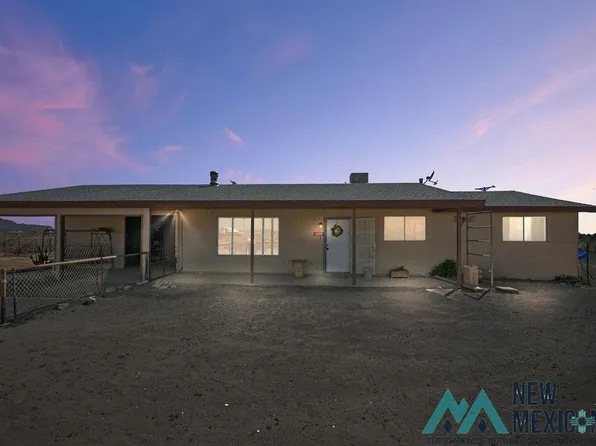 5220 Amapola Rd SE, Deming, NM 88030