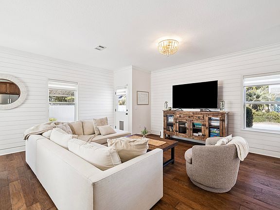 2nd image of 143 Grayling Way