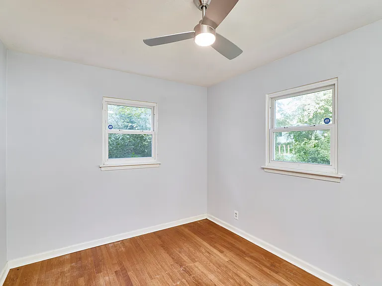 615 Superior Dr — Photo 19
