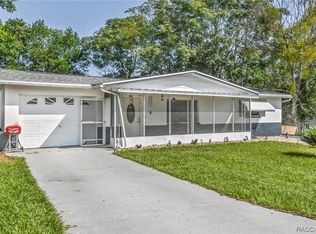 10 S Davis St, Beverly Hills, FL 34465