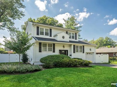 44 Pavonia Ave, Emerson, NJ, 07630