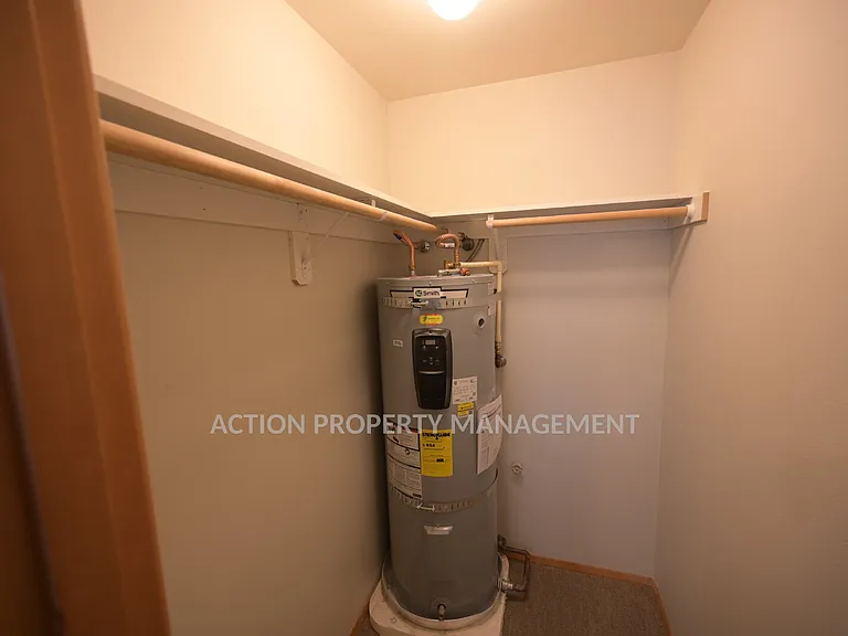 1312 Campbell Ave #8 — Photo 12