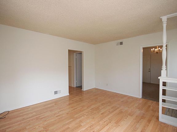 2nd image of 200 S Parkwood Ave