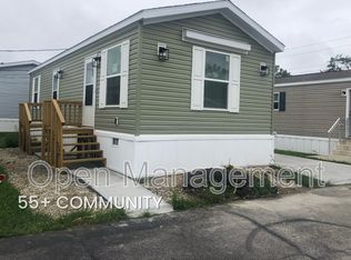 2700 Brookpark Rd Trailer 320, Cleveland, OH 44134