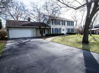 24946 S Willow Brook Trl, Crete, IL 60417