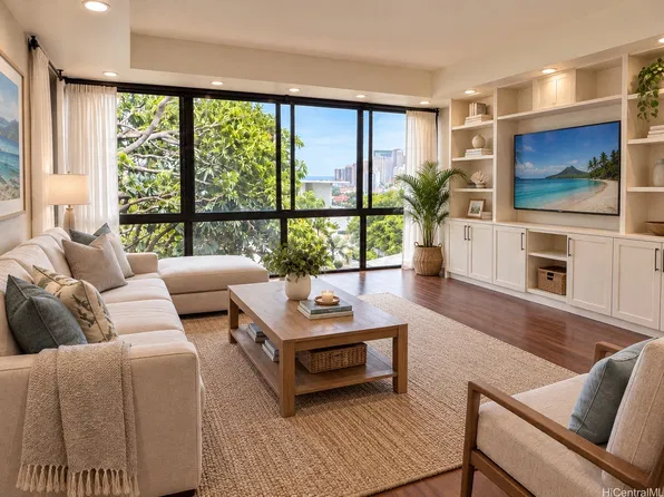 217 Prospect St APT M1, Honolulu, HI 96813