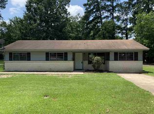 929 N Gholston St, Carthage, TX 75633